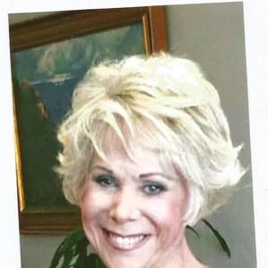 Meet your Posher, Carol